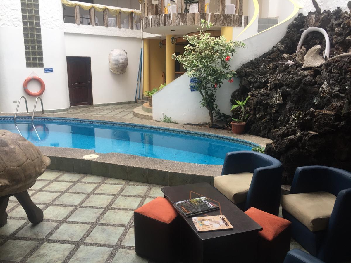 Grand Hotel Lobo De Mar Puerto Ayora  Dış mekan fotoğraf