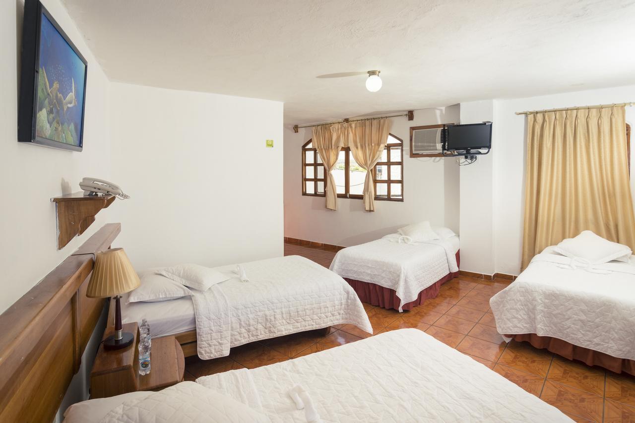 Grand Hotel Lobo De Mar Puerto Ayora  Dış mekan fotoğraf