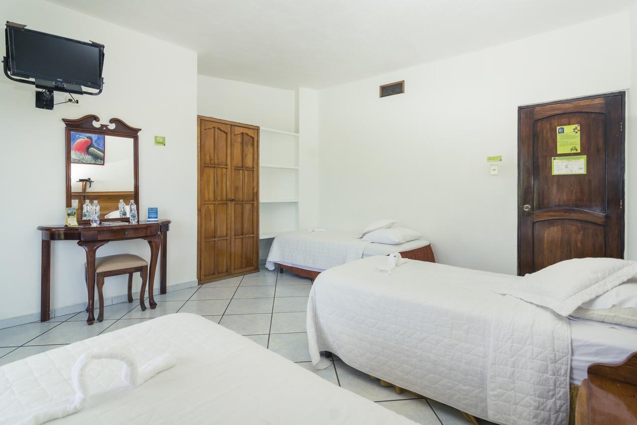 Grand Hotel Lobo De Mar Puerto Ayora  Dış mekan fotoğraf